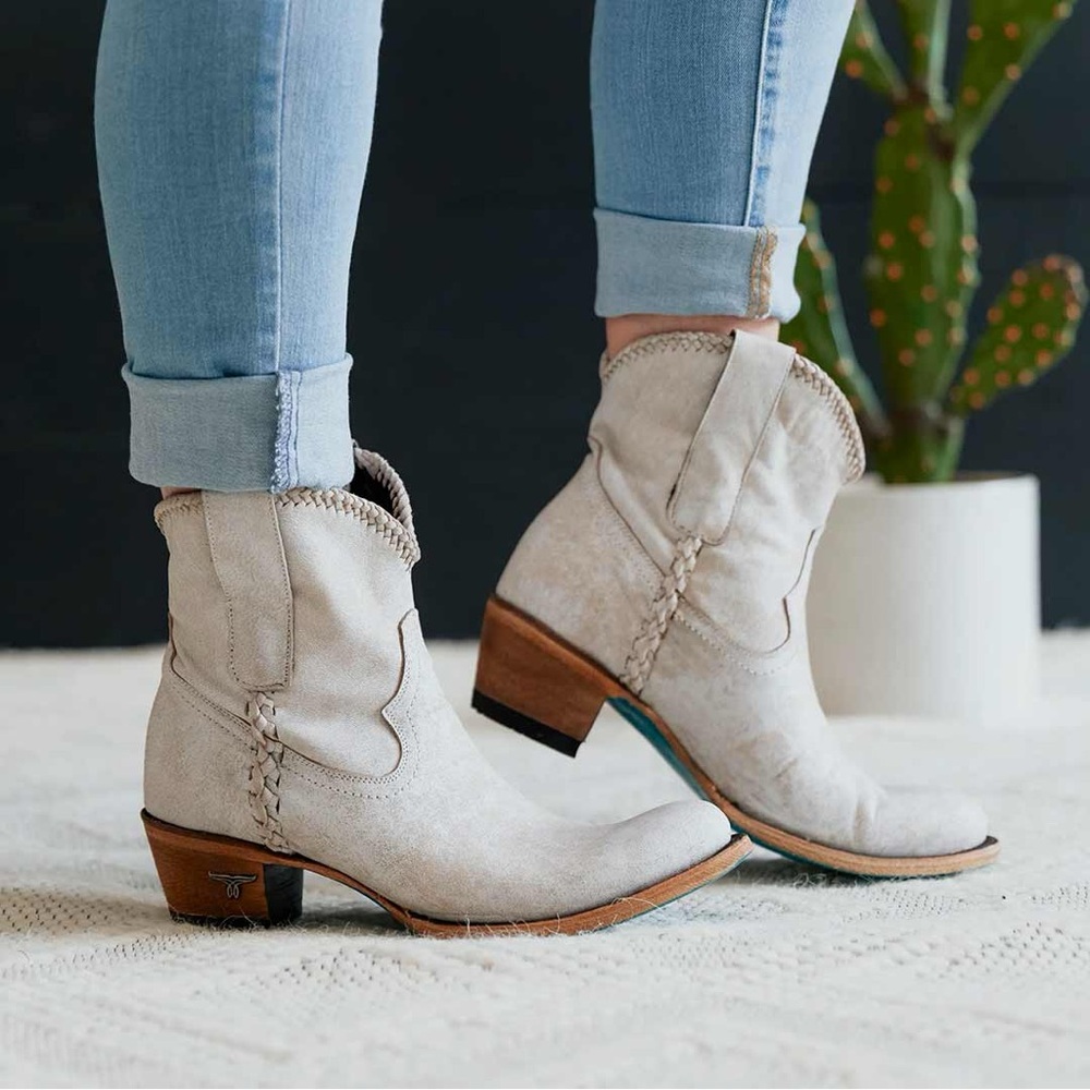 Lane Luxury Cowboy Boots - Plain Jane Shorty (8.5)